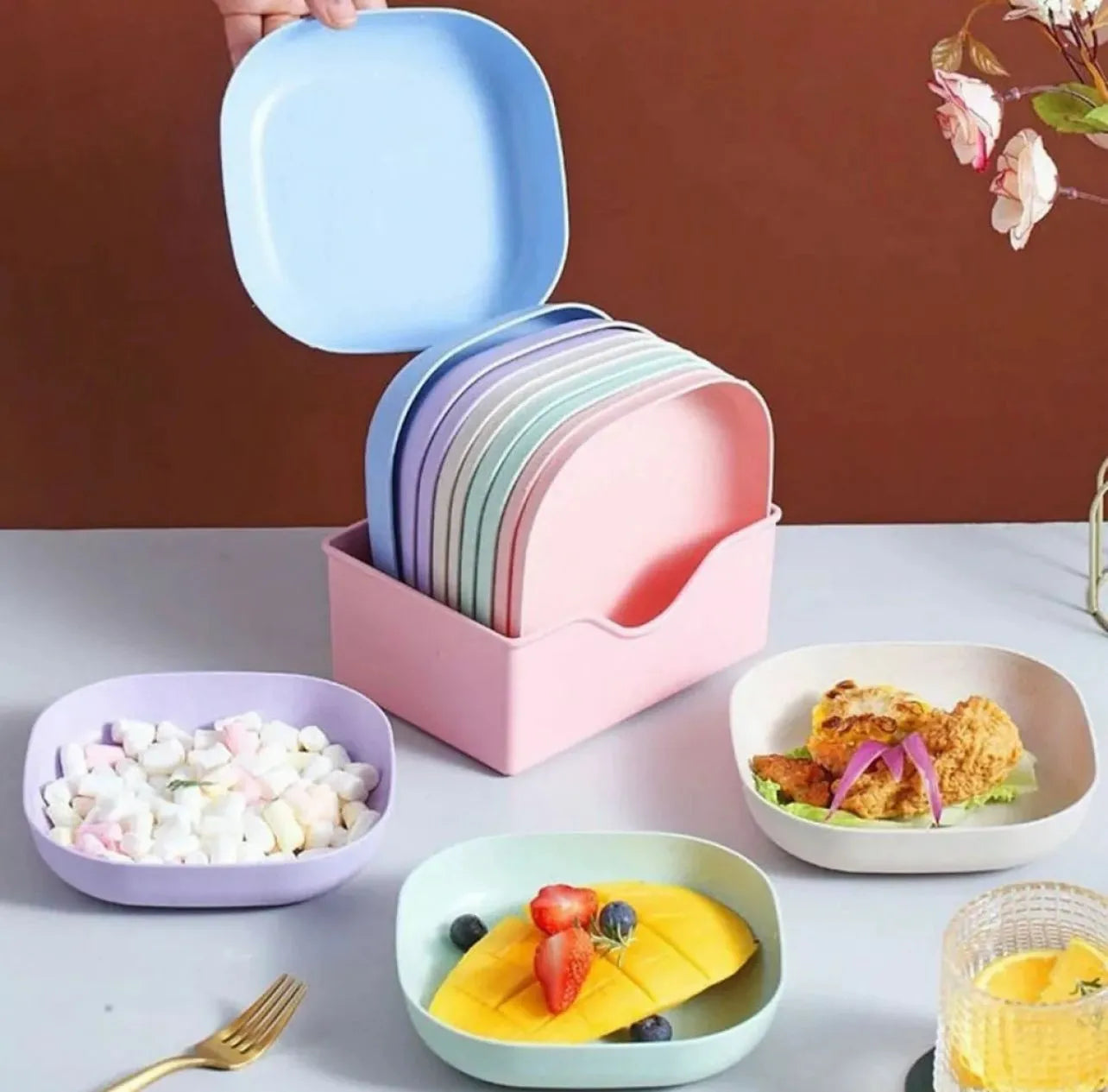 Mini Plastic Square Shape Plates (10 Plates + 1 Holder)
